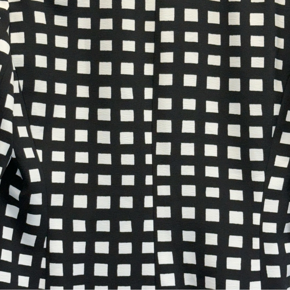 Kasper Women's Black and White Grid Blazer. Size 8P - Picture 5 of 9